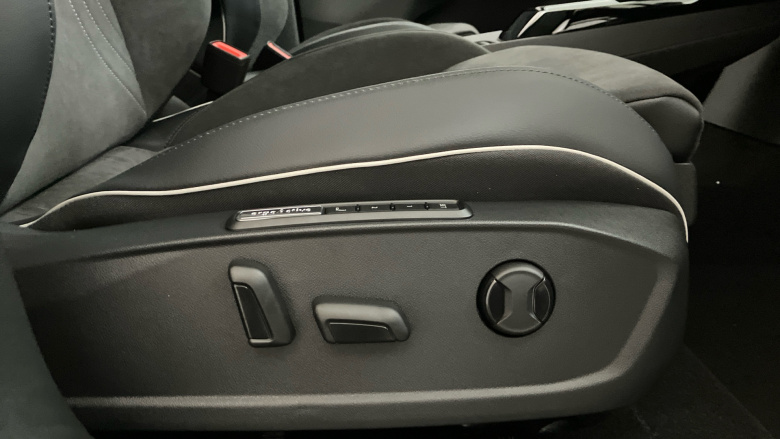 Volkswagen ID.4 210kW Black Edition Pro 77kWh 5dr Auto Electric Estate